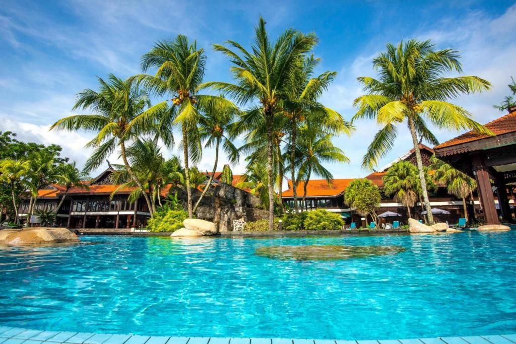 【Amazing】Pool View 2Br Suite @ Pulai Springs Resort Skudai Luaran gambar